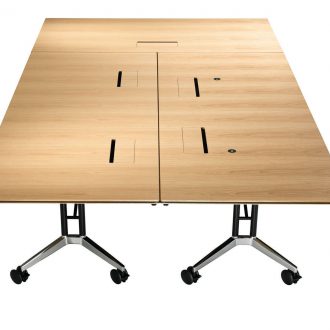 CONFAIR TABLES by Wilkhahn 006